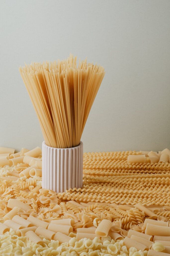 Vollkorn-Spaghetti: Nährstoffreiche Kohlenhydrate für aktive Sportler ab 40